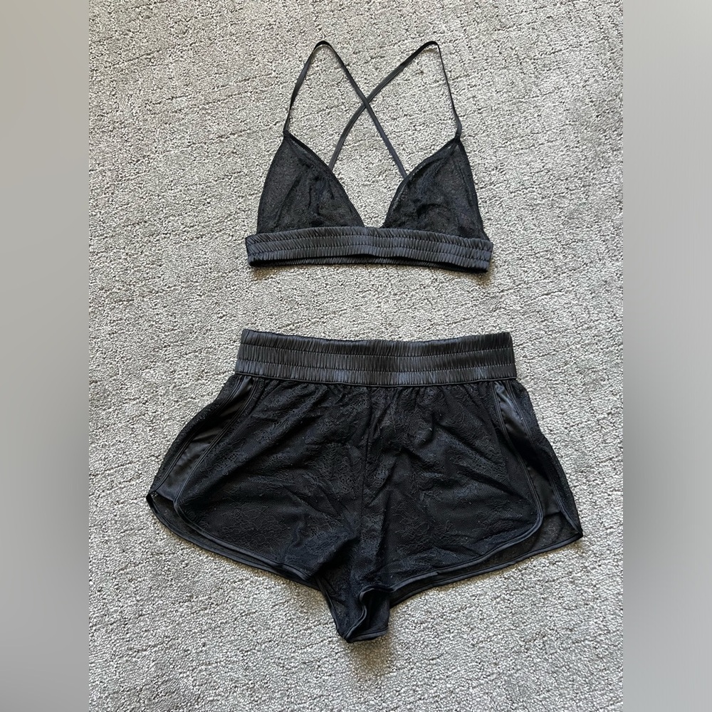 Victoria’s Secret black lace sleep set size s.